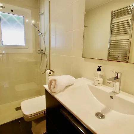 Villa V&v Lloret-villa Estrella, Vistas Al Mar