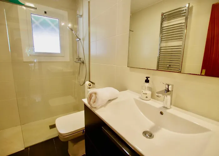 Villa V&v Lloret-villa Estrella, Vistas Al Mar